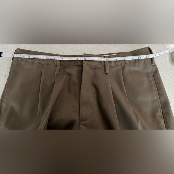 Men’s Lands' End Pants- Size: 37 Traditional Fit - Picture 6 of 7